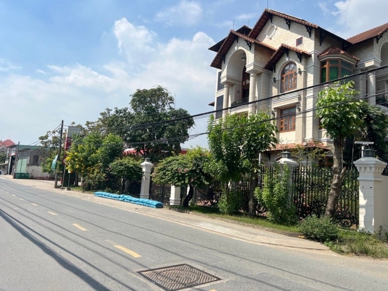 BÁN NHÀ MẶT PHỐ  VÕ VĂN KỆT Q6 HỒ CHÍ MINH DIỆN TÍCH 300M2 HỒNG CHÍNH CHỦ TIỆN ÍCH ĐẦY ĐỦ THÍCH HỢP