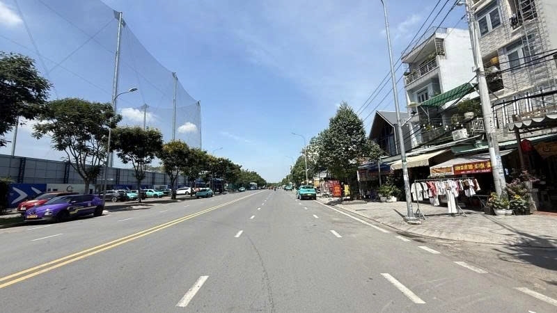 Bán nhà Mặt tiền Bờ Bao 1 ( 20 Bờ Bao Tân Thắng) 4x18m 2 tầng cũ tiện xây mới 135 tỷ.