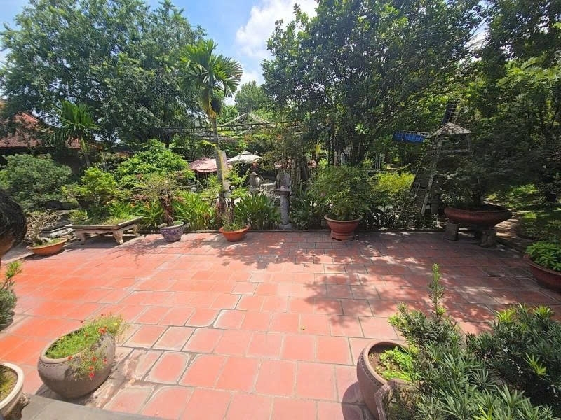 Bán nhà Mặt tiền Dương Công Khi gần Song Hành 45x80m2 có 1000m2 thổ cư 160 tỷ.