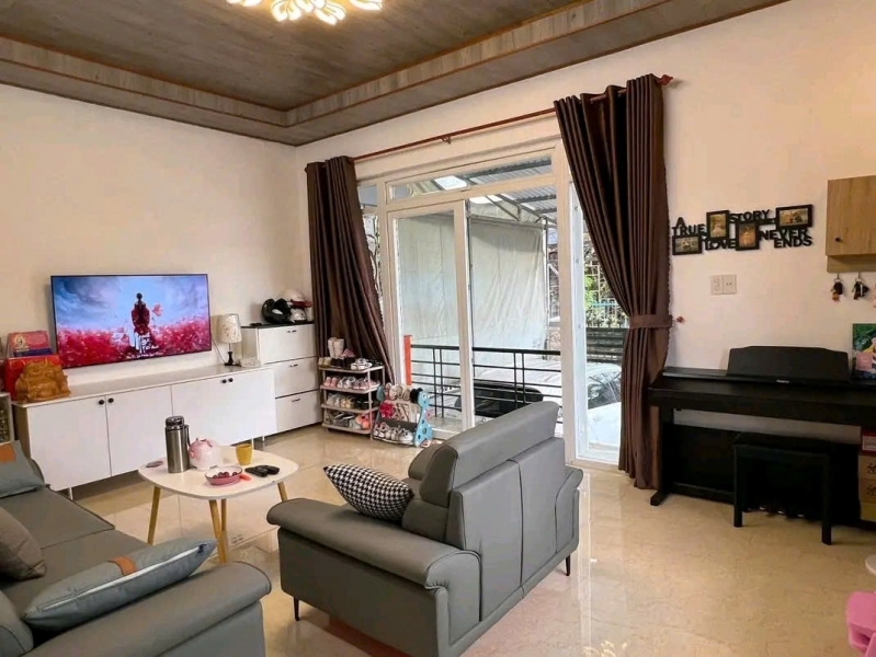 BÁN NHÀ MẶT TIỀN ĐƯỜNG HOÀNG DIỆU - PHƯỜNG 5 - TP ĐÀ LẠT Sổ Riêng Xây Dựng - Nhà Hoàn Công