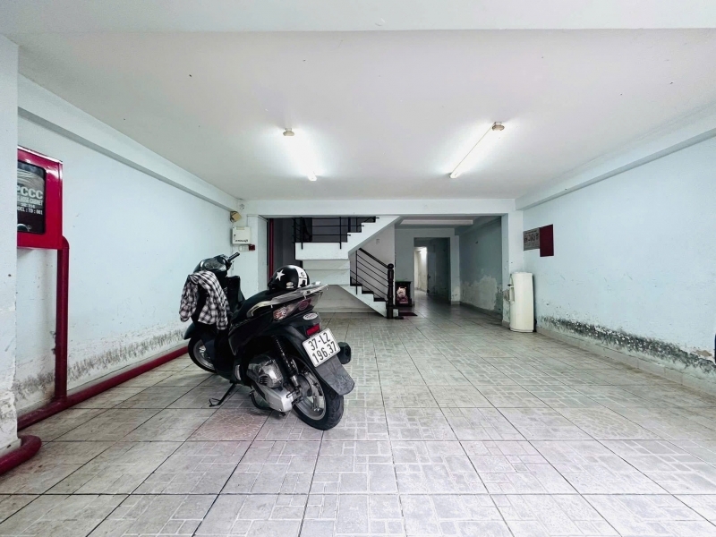 Bán nhà Mặt tiền Hẻm 10m Phan Huy Ích gần Quang Trung 57x23m 6 T- 17PN 189 tỷ.