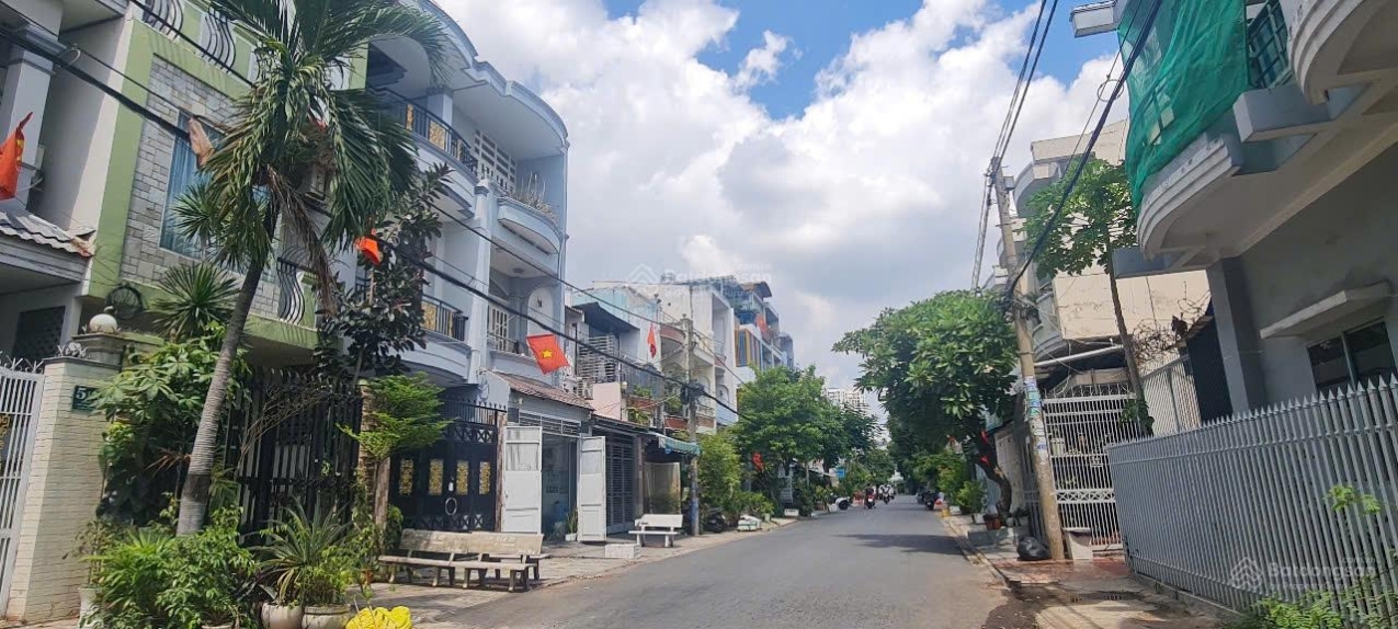 BÁN NHÀ MẶT TIỀN KD 3 TẦNG 4*24M - KDC BÌNH HƯNG BÌNH CHÁNH - ĐƯỜNG 12M- GIÁ CHỈ 8.999 TỶ - LH
