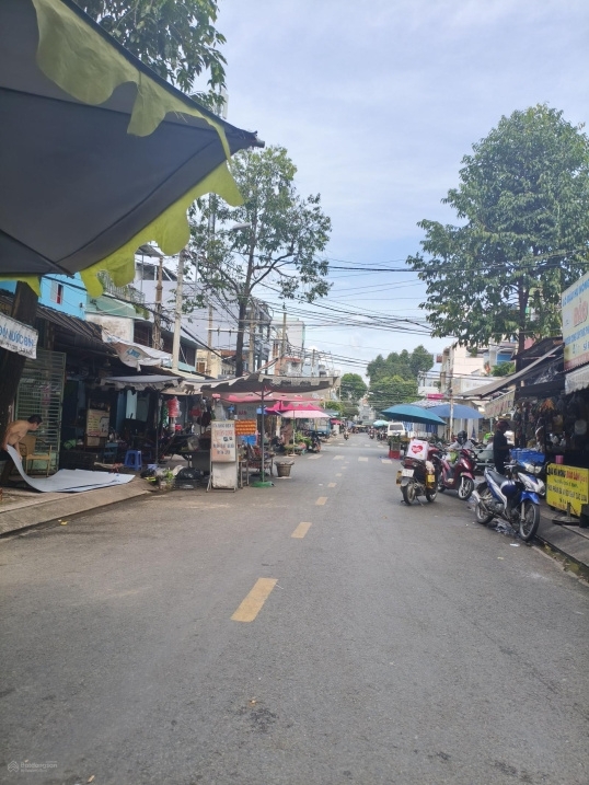 BÁN NHÀ MẶT TIỀN NGAY CHỢ PHẠM THẾ HIỂN QUẬN 8 NGANG 7M HIẾM CÓ CHỈ NHỈNH 10 TỶ