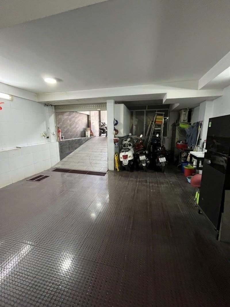 Bán nhà Mặt tiền Nguyễn An Ninh - gần Lê Quang Định 66x18m 6 Tầng - có Hầm 279 tỷ.