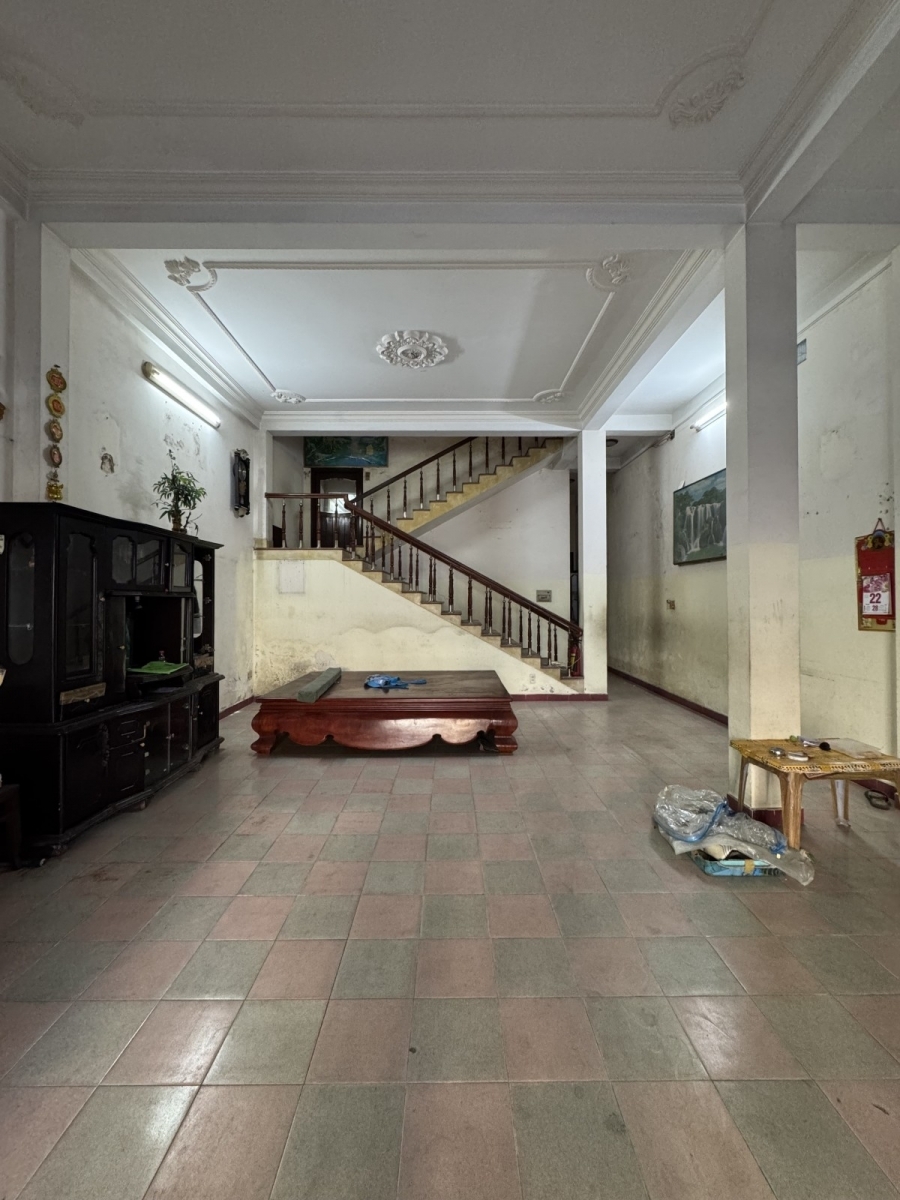 Bán nhà mặt tiền Núi Thành 139m2 3 tầng dòng tiền 50 triệu/tháng chỉ 25 tỷ