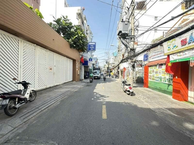 Bán nhà Mặt tiền Phan Văn Hân - giao Xô Viết Nghệ Tĩnh10x22m 3 Tầng 1 đời chủ 48 tỷ.