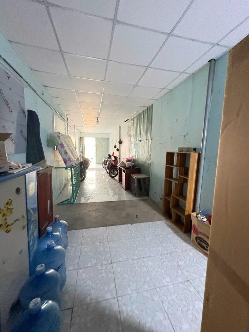 Bán nhà Mặt tiền Quách Đình Bảo - giao Văn Cao Tân Hương 11x19m Cấp 4  chỉ 229 tỷ.