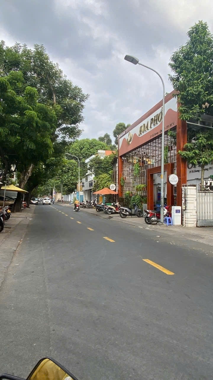 BÁN NHÀ MẶT TIỀN TÚ XƯƠNG – 6.4x28m (CN 164m²) – 5 TẦNG SÂN THƯỢNG – GIÁ 89 TỶ TL