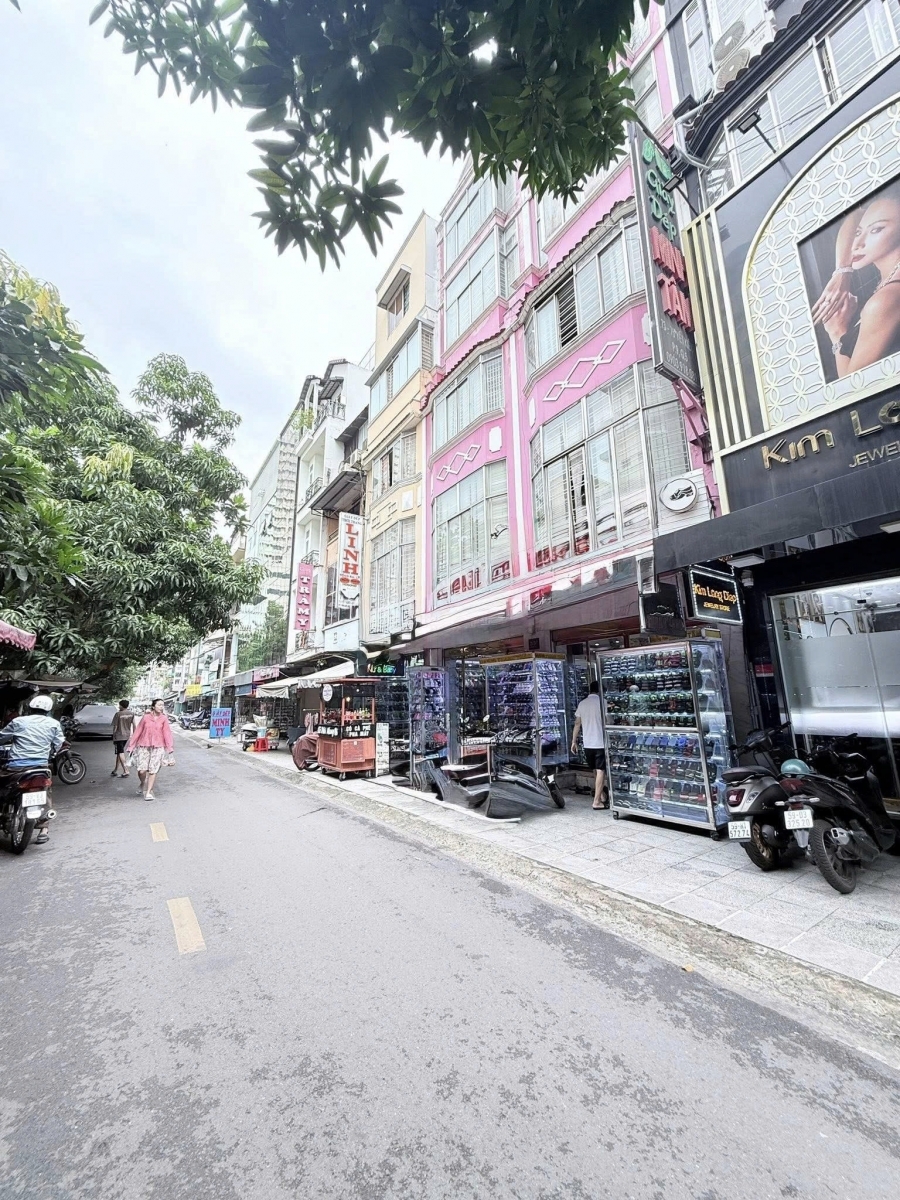 Bán nhà Mặt tiền Yết Kiêu ngay Hùng Vương chợ An Đông 8x81m 5 Tầng 6PN 315 tỷ.