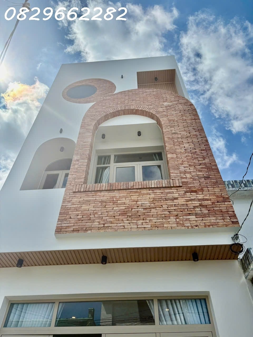 Bán Nhà Mới 100% 1 trệt 2 lầu tại Sa Đéc tiện ích gần chợ siêu thị trường học