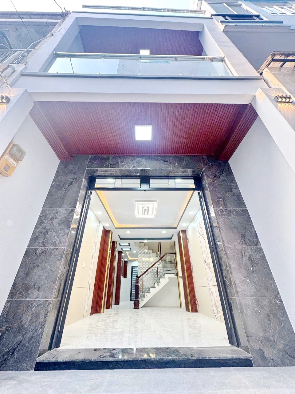 Bán nhà mới 2 lầu 2 mặt hẻm gần MT đường Dạ Nam Phường 2 Quận 8