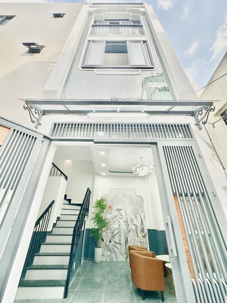 Bán nhà mới 2 lầu ngang 12m góc 2 mặt tiền hẻm Dương Bá Trạc P.1 Quận 8