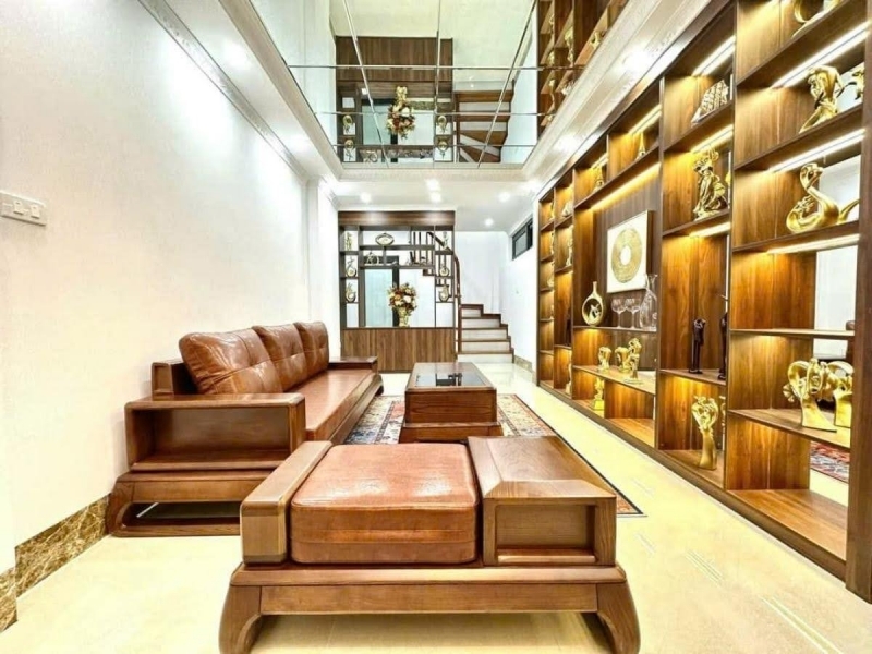 Bán Nhà mới Giáp Nhất-38m*5tầng*4mMT-Ngõ thông-Kinh doanh-Cạnh RoyalCyti. 12 tỷ