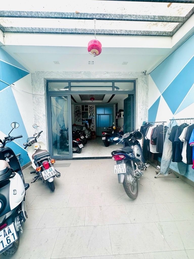 Bán nhà MT Nguyễn Văn Công Gò Vấp  80m²  5 tầng 9 phòng 15.6 tỷ