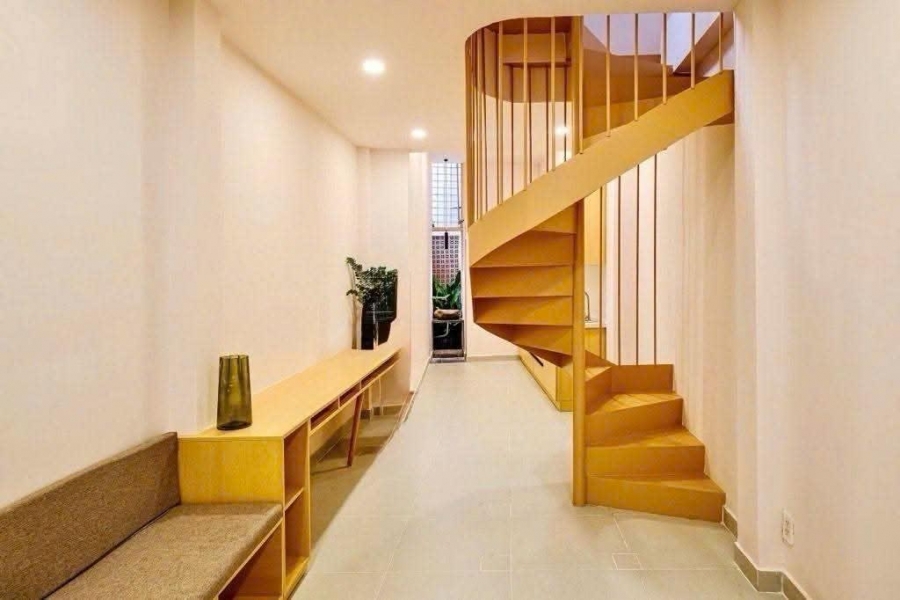 Bán nhà MT nội bộ Nguyễn Thái Bình phường 12 Tân Bình (5*14) 3 tầng