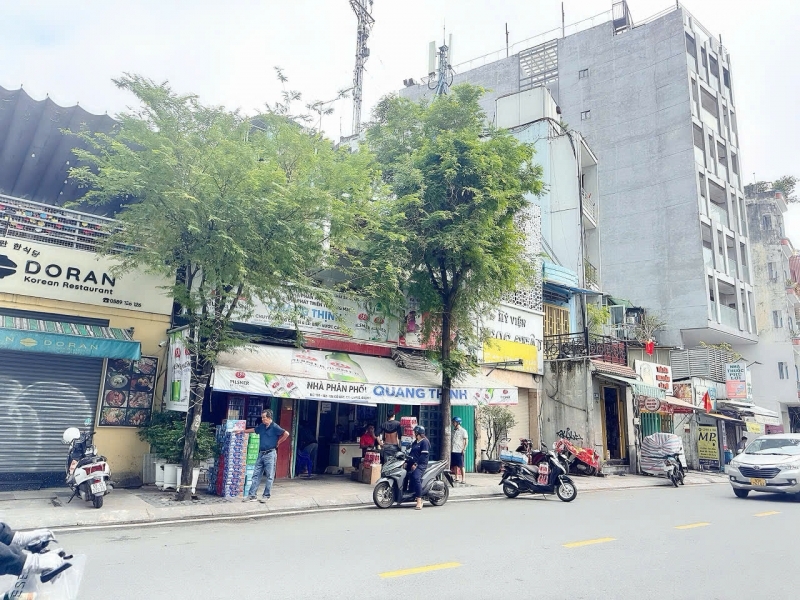 BÁN NHÀ MTKD Đ. CÔ BẮC QUẬN 1 - NGANG ĐẸP 10M*25M - DÒNG TIỀN SIÊU KHỦNG 600TR/TH