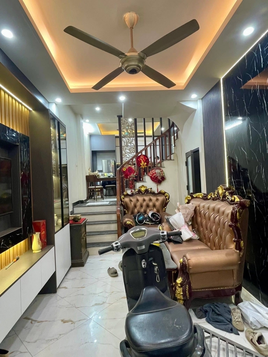 Bán Nhà ngõ 250 Kim Giang/Hoàng Mai cạnh Khu Đô thị Đại Kim- 38m*5 tầng- Giá 12 tỷ còn thương lượng