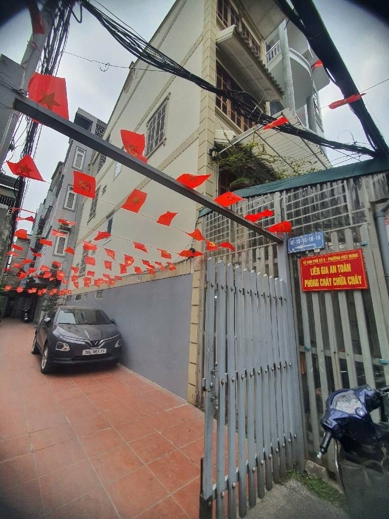 Bán nhà ngõ 80 Hoa Lâm 48m x 4T ngõ thông oto lô góc chỉ nhỉnh 14 tỷ còn tl