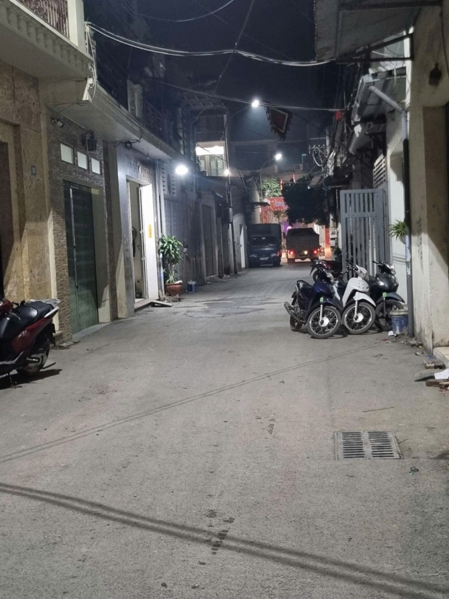 Bán nhà ngõ rộng đường La Phù Hoài Đức Hà Nội