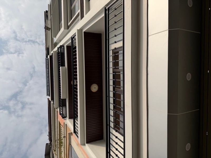 Bán nhà Ngọc Hồi Hoàng Mai Gara ô tô Thang máy 50m2 18.1 tỷ(CTL)