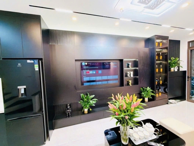 BÁN NHÀ NGỌC THUỴ LONG BIÊNOTO ĐỖ CỔNGNGÕ THÔNGĐẸP LONG LANH46M NHỈNH 8 TỶ