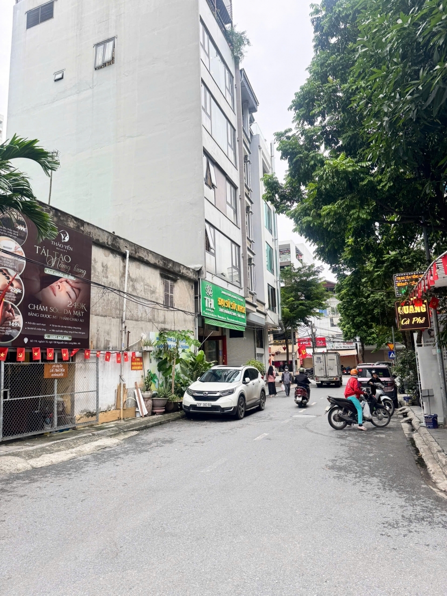 BÁN NHÀ NGUYỄN SƠN 52M2 13.8 TỶ MẶT TIỀN SÁNG KINH DOANH