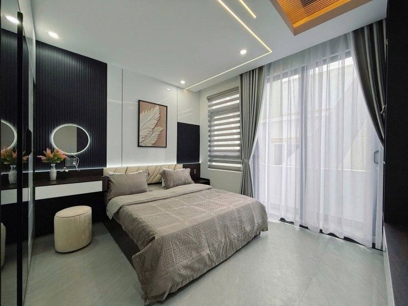 BÁN NHÀ NGUYỄN SƠN LONG BIÊNOTO ĐỖ CỬAFULL NỘI THẤT30M RA PHỐ 50M