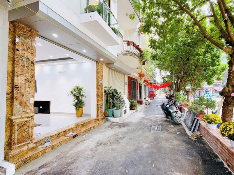 Bán nhà Nguyễn Văn Trỗi Thanh Xuân Phân lô gara Ô tô Kinh doanh 44m2 19.8 tỷ(CTL)