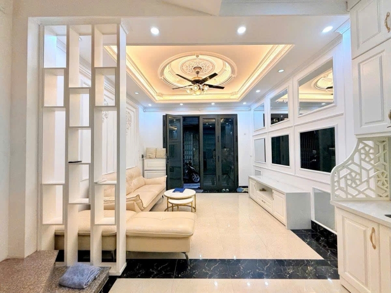 Bán nhà Pháo Đài Láng - Ngõ thông kinh doanh nhà dân xây 33m 5 tầng nội thất đẹp