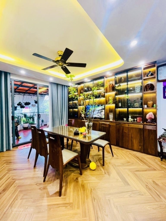 Bán nhà phố Duy Tân - Cầu Giấy 65m2 5 tầng - Ô tô KDVP cho thuê ở đều đẹp có thể lên tầng thang máy