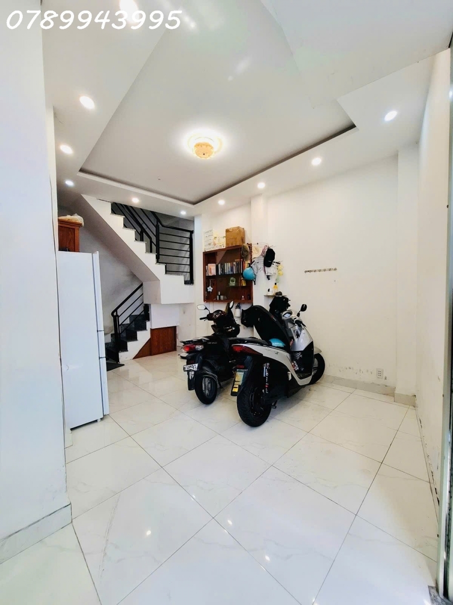 Bán nhà  quận 3 Cách Mạng Thán 8 hẻm gần 3m 30m ngang 4.5m giá chỉ 3 tỷ9