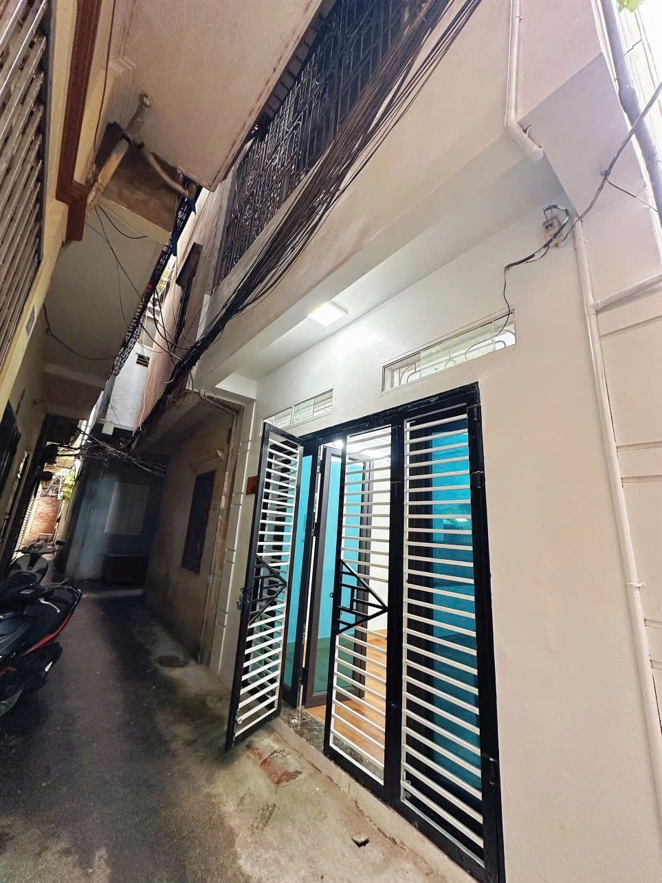 BÁN NHÀ RIÊNG 4 TẦNG TẠI PHỐ HỒNG HÀ  QUẬN HOÀN KIẾM HÀ NỘI