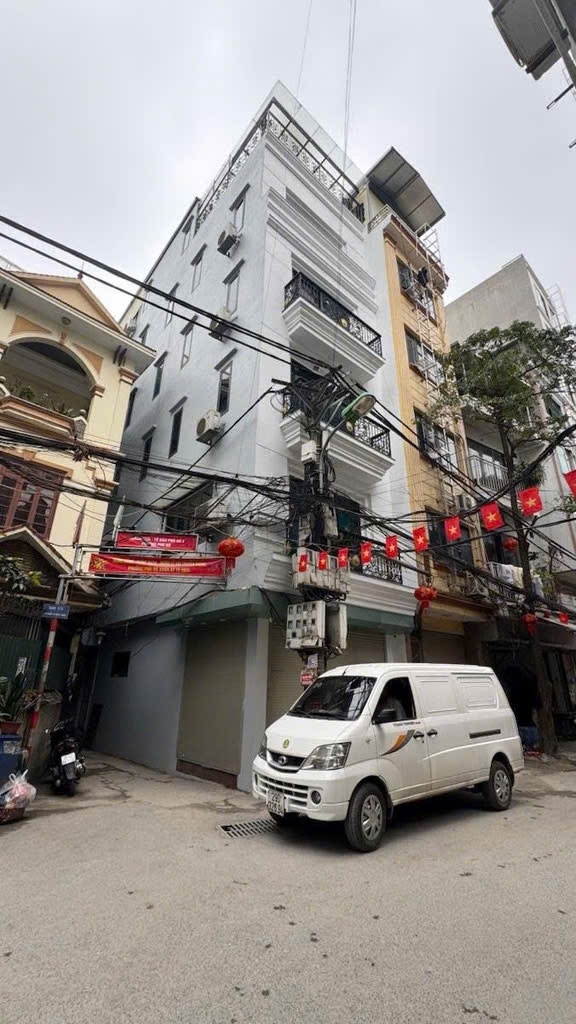 BÁN NHÀ SĐCC NGAY- Ngõ 521 Trương Định q.Hoàng Mai. Ô TÔ VÀO NHÀ - 45m × 6T- Lô góc thoáng sáng