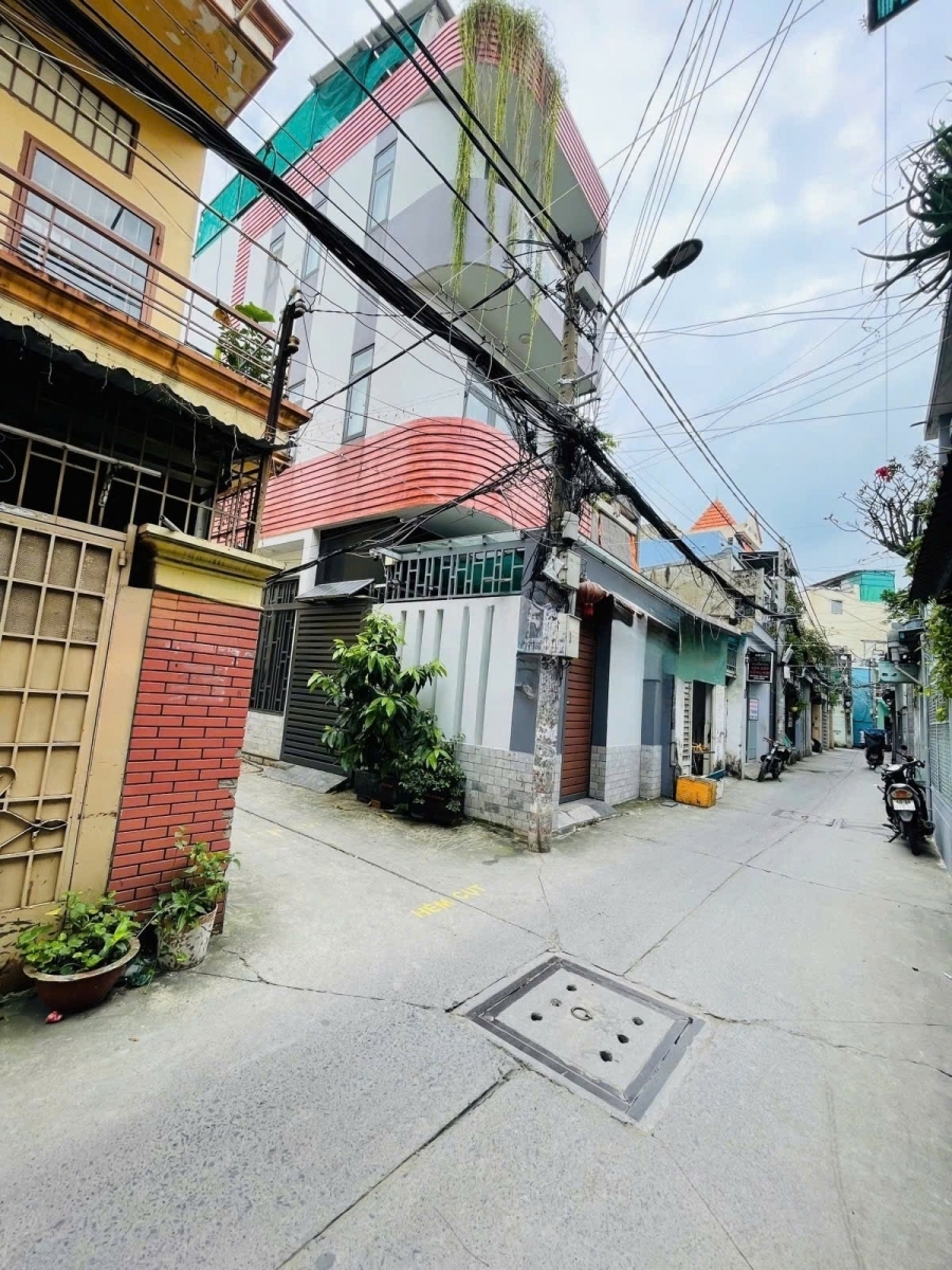 Bán Nhà Tân Bình - P5 - Hẻm Xe Hơi - Góc 2 MT - 65m2 - Chỉ Nhỉnh 8 Tỷ