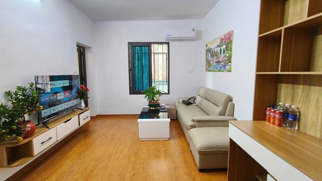 BÁN NHÀ TẬP THỂ CAO SU SAO VÀNG NGUYỄN TRÃI tầng 3 - Sổ đỏ riêng - Ở ngay - Giá 4 tỷ 620 có ra Lộc