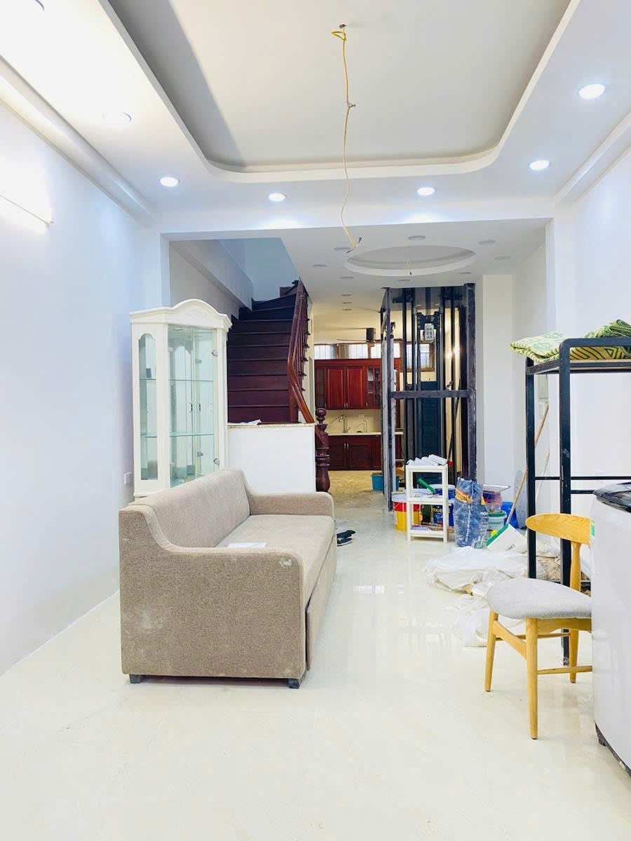 Bán nhà Thái Hà Đống Đa sổ đỏ 63m - Ngõ thông thang máy 2 thoáng vĩnh viễn