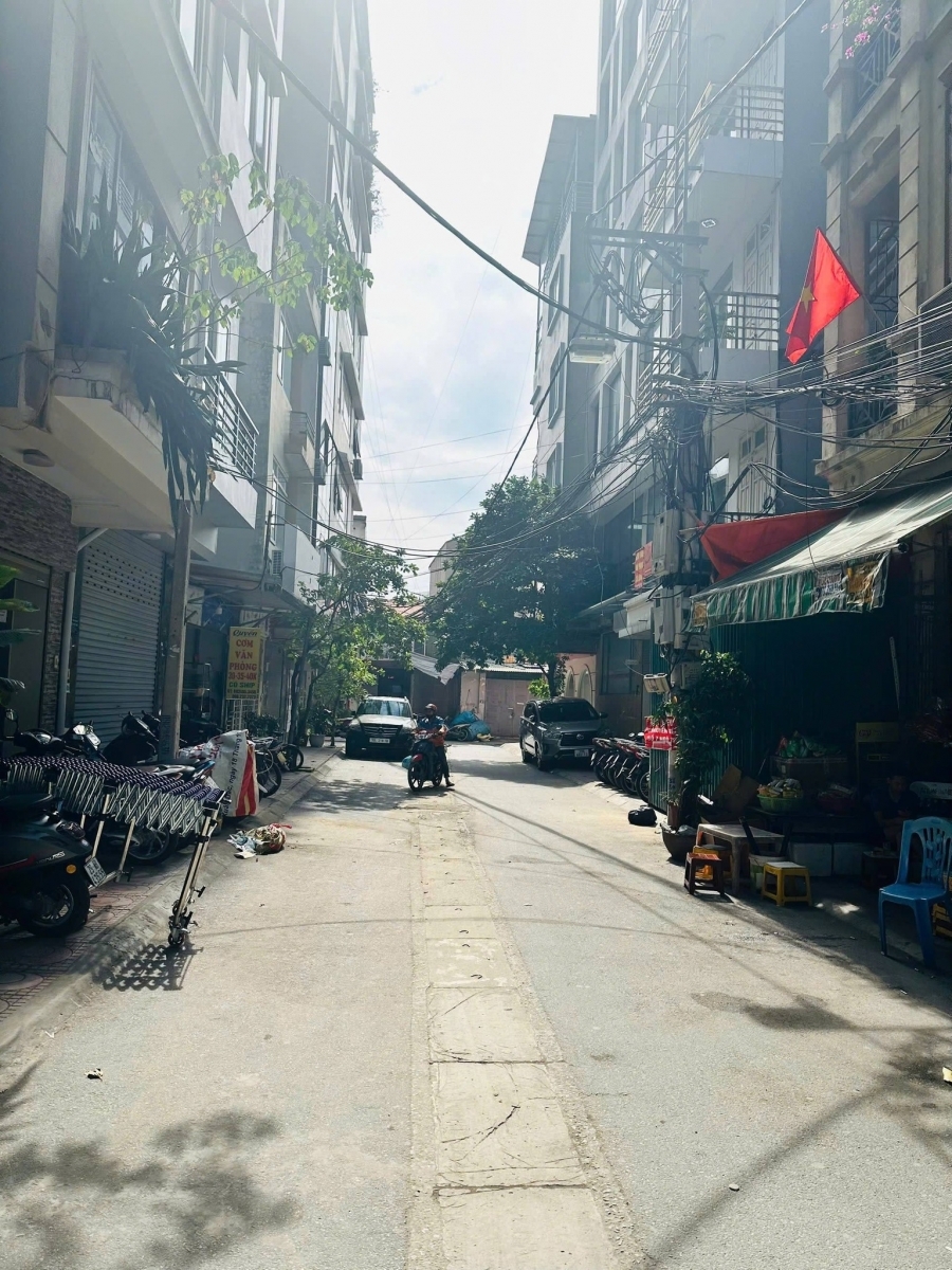 BÁN NHÀ THANH XUÂN DT50M2 MT6M PHÂN LÔ OTO TRÁNH Ở KINH DOANH VĂN PHÒNG 24.X TỶ