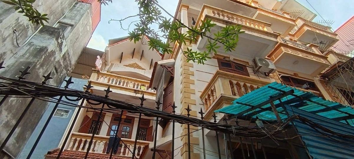 Bán Nhà Tô Vĩnh Diện Lô góc Ôtô đỗ cửa-60m*5 tầng*6mMT- Gần trường Chợ- 189 tỷ có TL