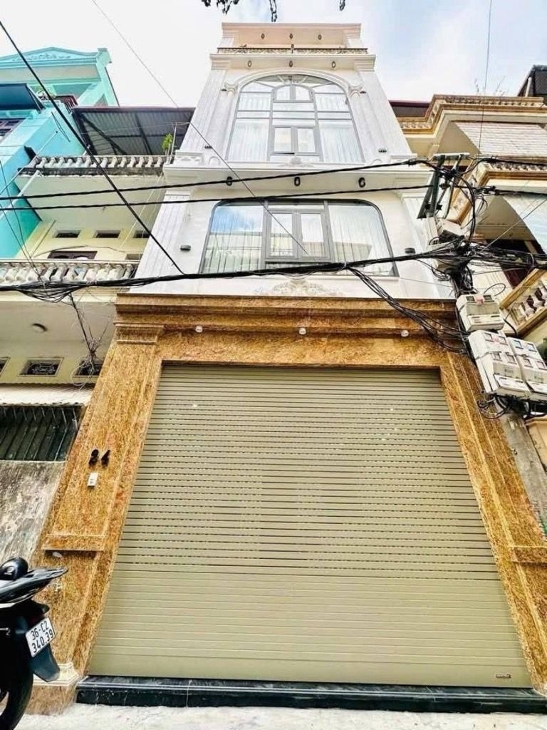 Bán nhà Vương Thừa Vũ Gara Ô tô kinh doanh Thang máy 47m2 21.5 tỷ(CTL)