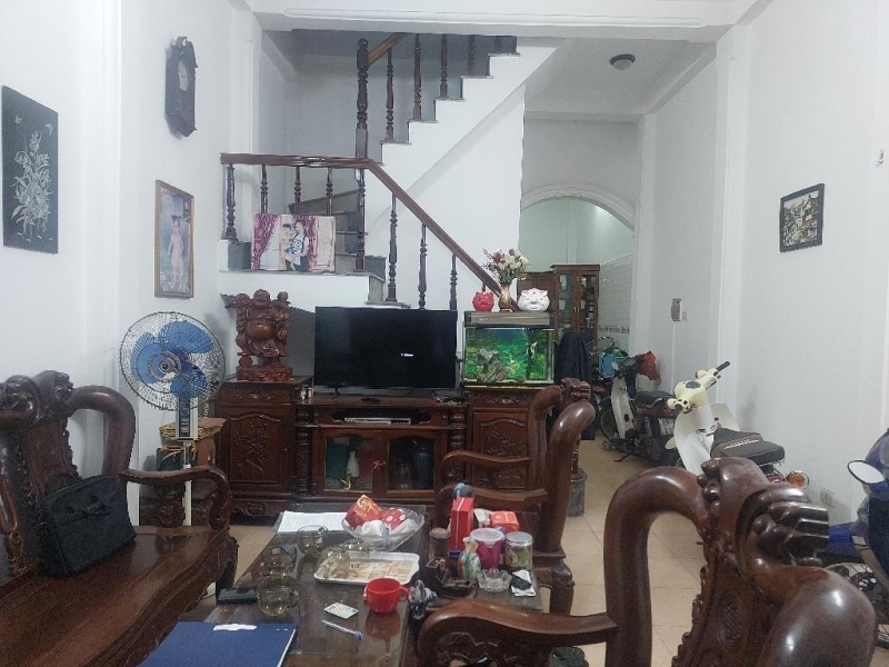 Bán nhà Xuân Thủy - lô góc - gần ô tô - MT41 m 5 tầng