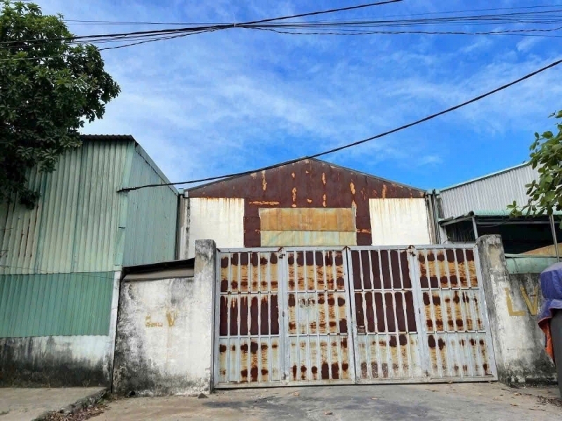 BÁN NHÀ XƯỞNG (10x40) TÂN HIỆP HÓC MÔN GIÁ NGỘP RẺ NHẤT KHU VỰC