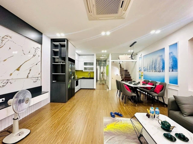 Bán Phố Vương Thừa Vũ-50m*7tầng*5.1MT-Thang máy-Gara ô tô-Gần trường chợ. 21 tỷ