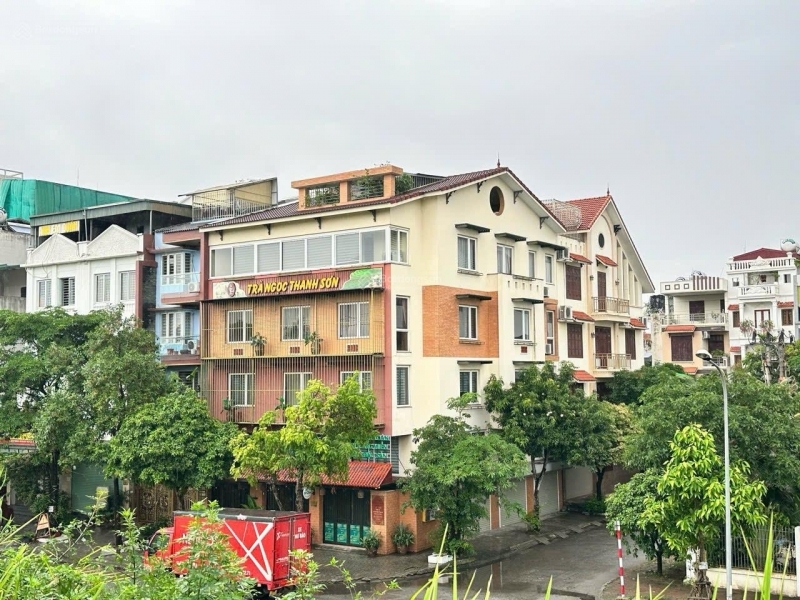 Bán siêu phẩm biệt thự căn góc 541 Bát Khối Long Biên 175.5m2 6 tấng 10PN 6WC 45 tỷ