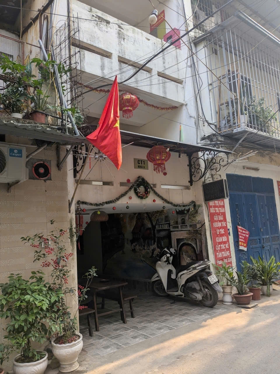 Bán tập thể  Lương Thế Vinh SĐCC 50m2 2 ngủ 3.3 tỷ