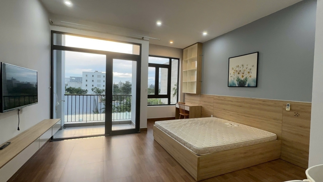 Bán tòa căn hộ Phạm Khiêm Ích 100m2 5 tầng giá 119 tỷ kề biển Ngũ Hành Sơn