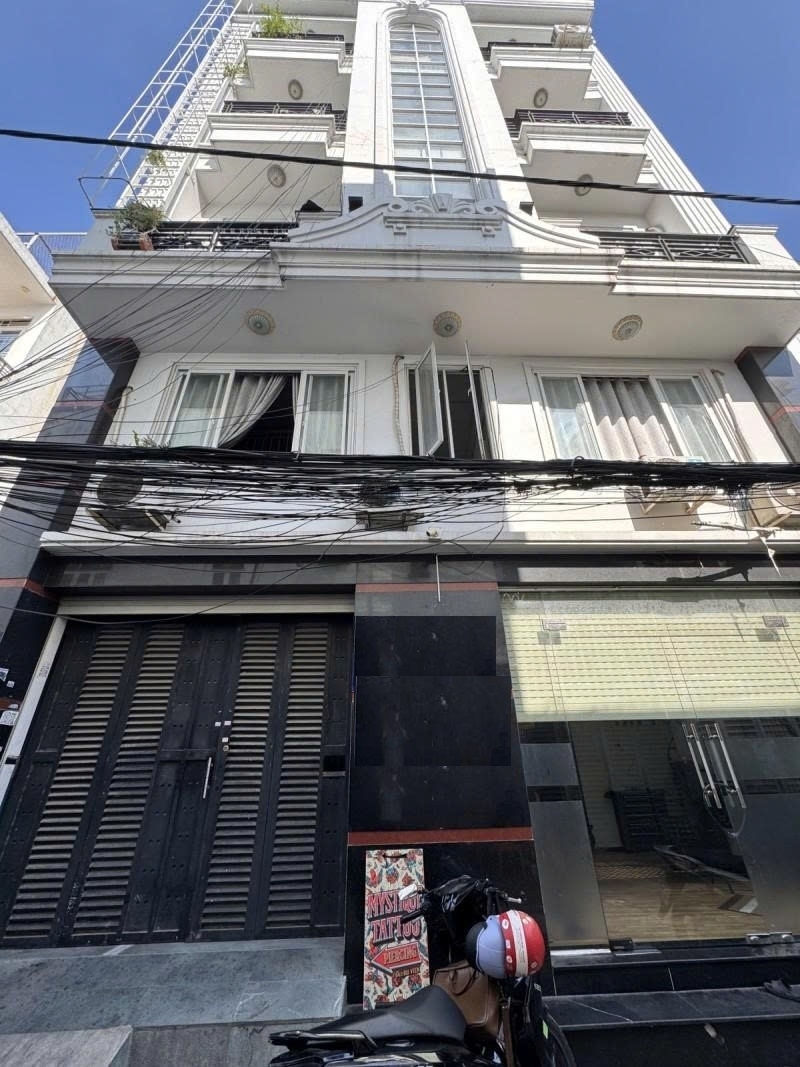 Bán Tòa Nhà 6 Tầng - 31 CHDV - HXH Nguyễn Phúc Chu 9x20m Khoán 110tr chỉ 279 tỷ.