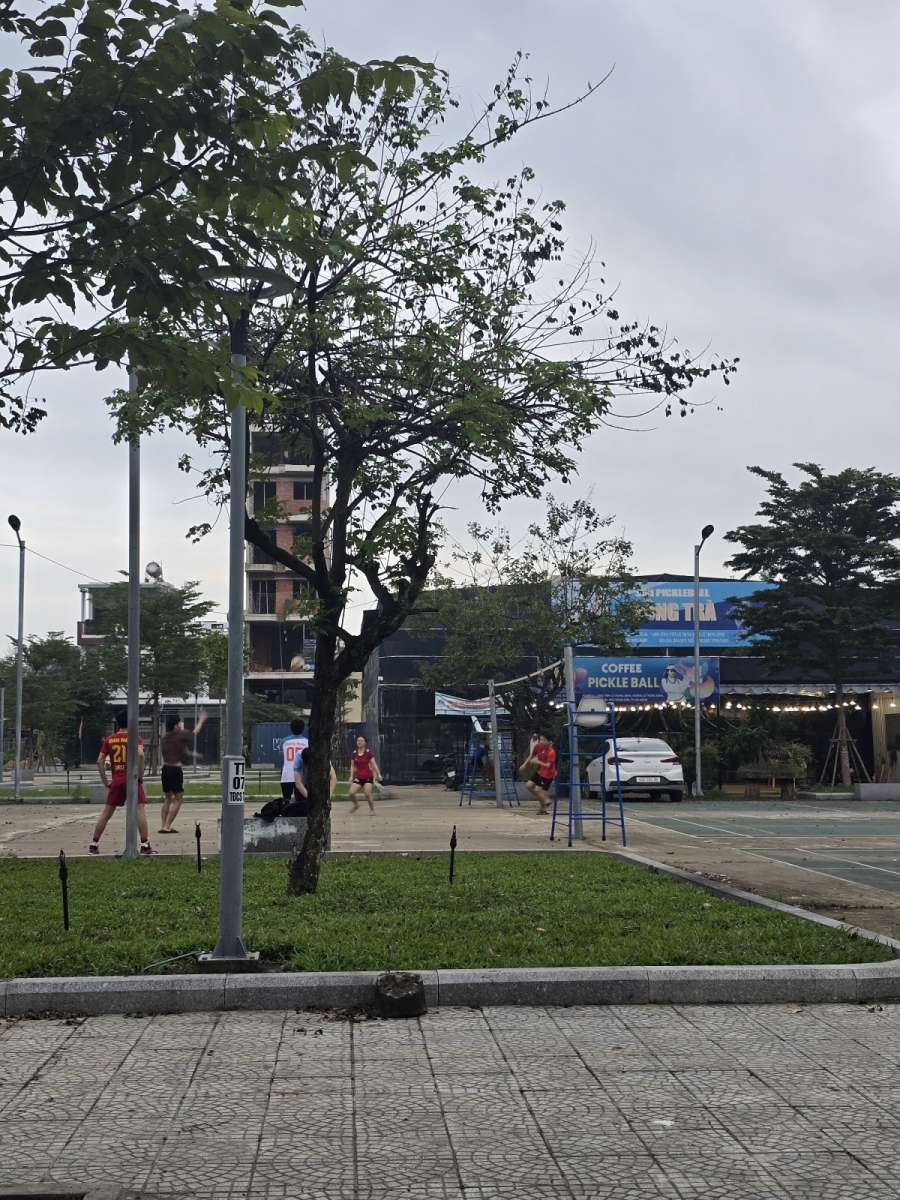 Bán tòa nhà Lê Trung Đình gần FPT khu sinh viên thu nhập 50 triệu/tháng