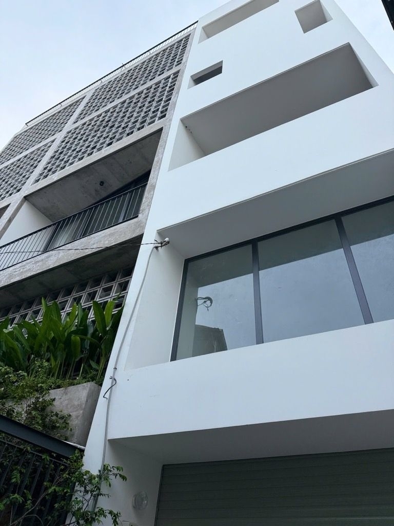 Bánnhà VIP P5 GòVấp – Gần Emart –  6Tầng Full NT 7.9Tỷ TL Thang Máy