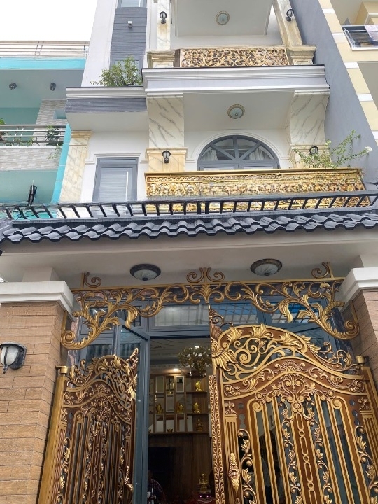 Biệt thự full nội thất gỗ Bông Sao P5Q8