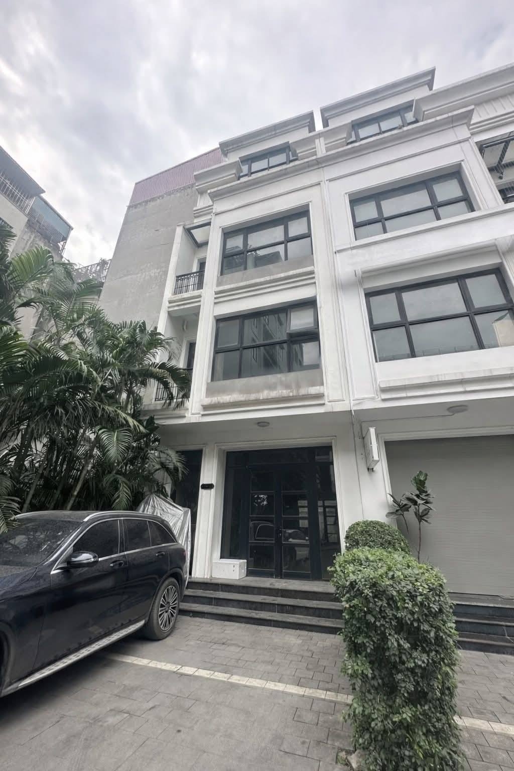 BIỆT THỰ LIỀN KỀ VINHOMES GARDENIA – HÀM NGHI113M2 5 TẦNG KINH DOANH -VỈA HÈ RỘNG